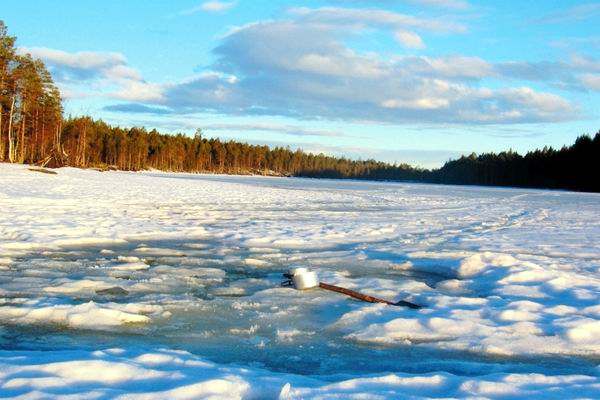 Речная рыбалка. Предпоследний лед